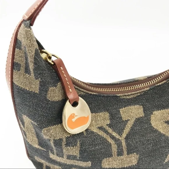 Dooney & Bourke Tapestry Bucket Bucket Bag/Purse - Picture 2 of 4